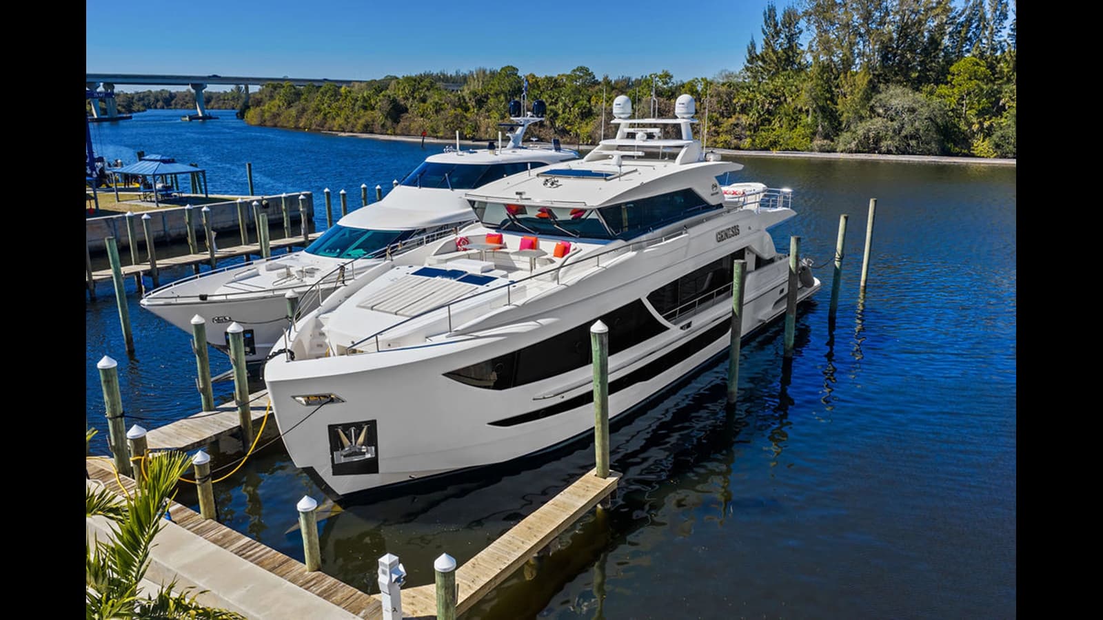 HORIZON YACHTS FD 87 — GENESIS
